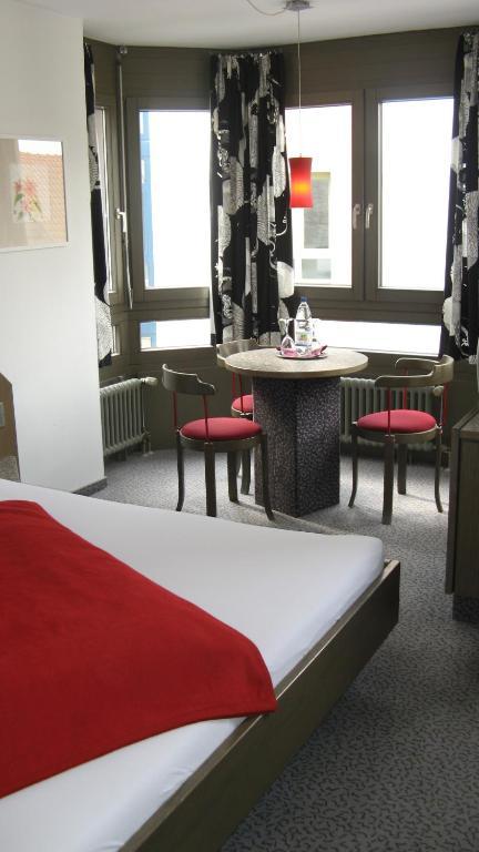 Hotel Am Schlossberg เบิบลิงเงน ห้อง รูปภาพ